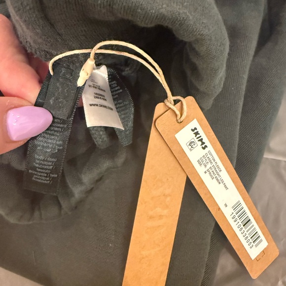 SKIMS 2pc SET Green Hoodie & Track Pants - Picture 9 of 12